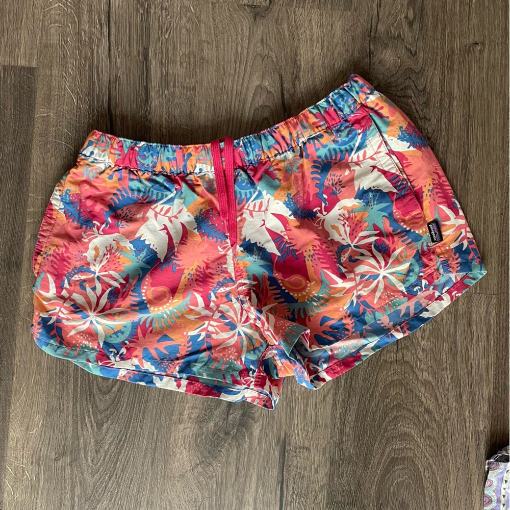 2 Pair Patagonia Women's Barely Baggie Athletic Shorts - Multicolor and Purple - Picture 4 of 7